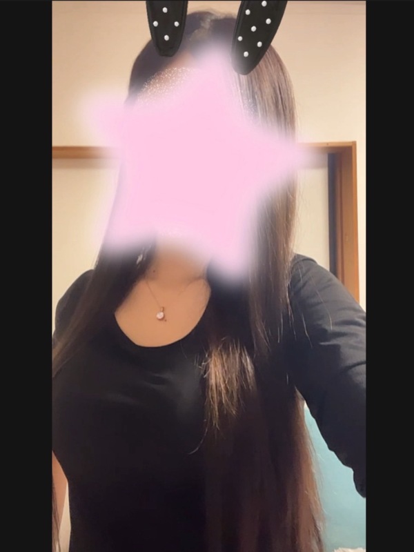 つきの写真1枚目